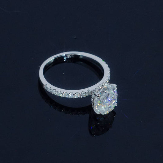 VVS Cushion-Cut Moissanite Engagement Ring